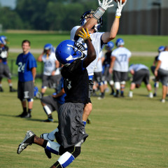 Wildcats Offense, Defense Gain Experience in 7 on 7