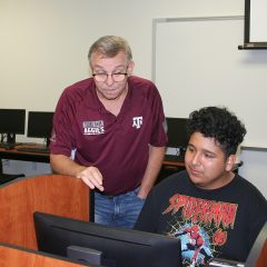 Counselors are on Hand to Help Students Register at Paris Junior College