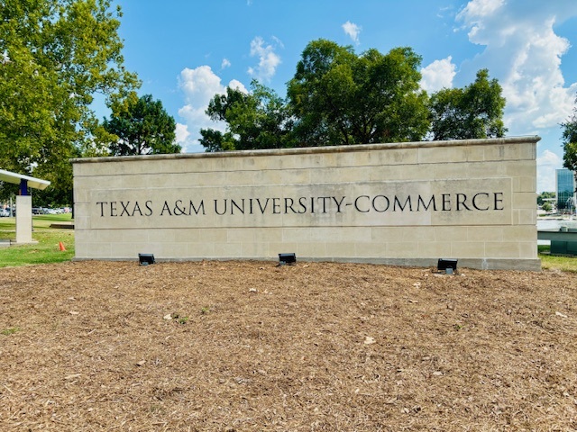 Texas A&M University Commerce sign