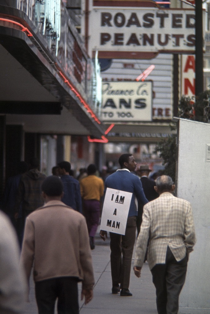 Photos from Civil Rights Movement I am a man Memphis TN 1968 Art Shay