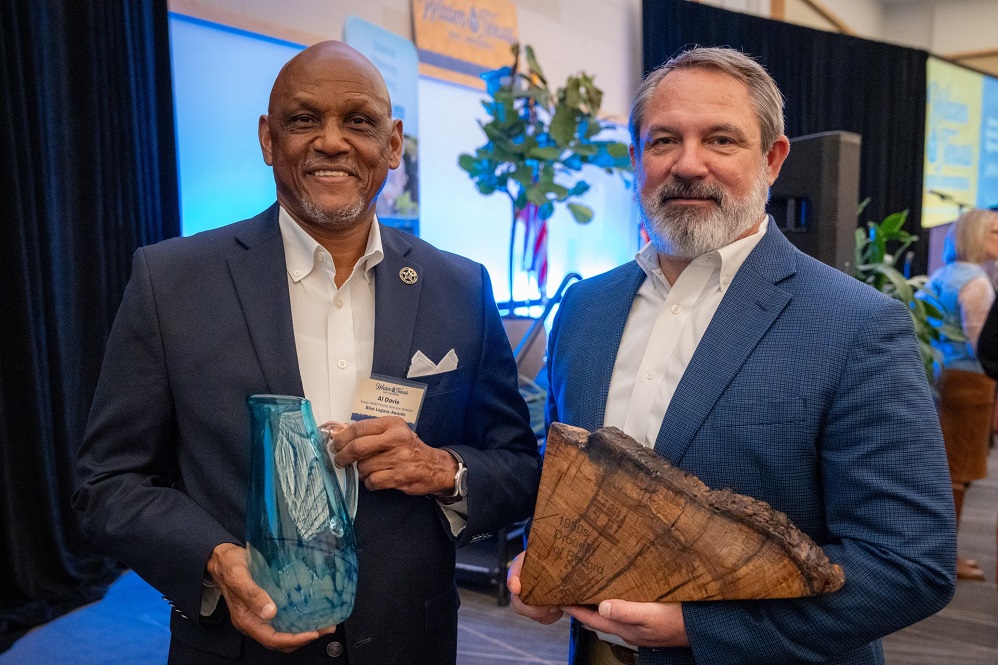 Texas A&M Forest Service and the Texas Forestry Association received Blue Legacy Award